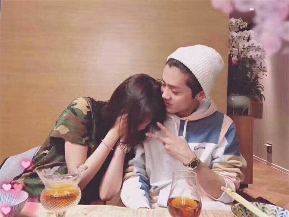 Loc Ham va Quan Hieu Dong da ben nhau duoc gan 8 nam. Anh: Weibo. 
