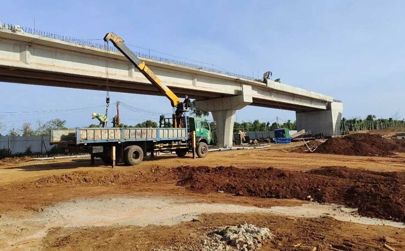 Credit institutions will focus on investing credit in key projects and works in the Central Highlands. Photo: Bao Trung