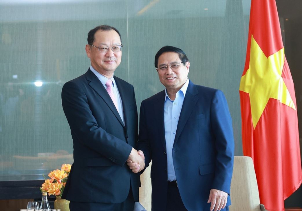 Politburo member and Prime Minister Pham Minh Chinh received Mr. Bae In Han, General Director of Hyosung Dong Nai. Photo: VNA