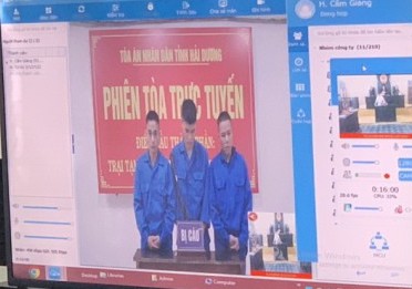 Imagenes de acusados ​​en el Centro de Detencion de la Policia del Puente de Hai Duong. Foto: Adquisicion del pueblo de Hai Duong