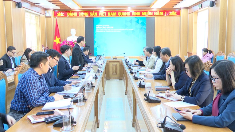 Kien An District People's Committee held a meeting to collect opinions on the plan to adjust the 1/2000 scale zoning plan of the district to 2040, with a vision to 2050. Photo: Kien An District Portal, Hai Phong