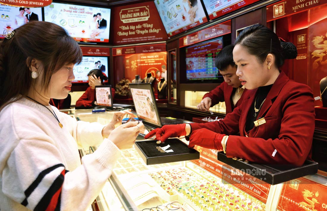 Gold price develops unexpectedly, advice to buy gold without loss