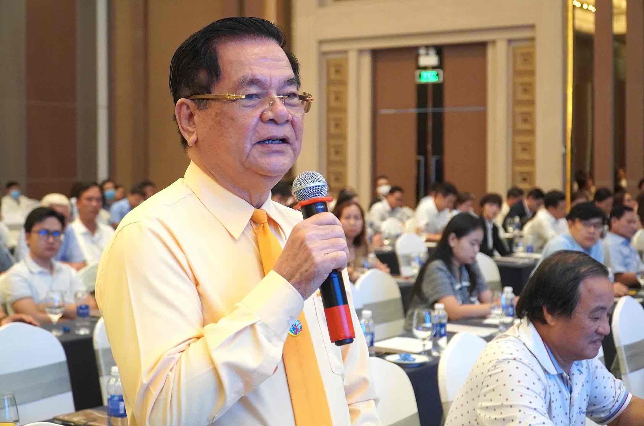 A representative of a business expressed his wish that Dong Nai pay more attention to private enterprises. Photo: HAC