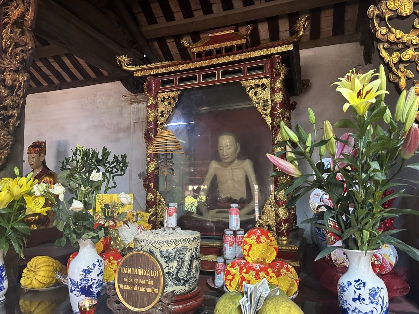 Toan than xa loi thien su Vu Khac Truong.