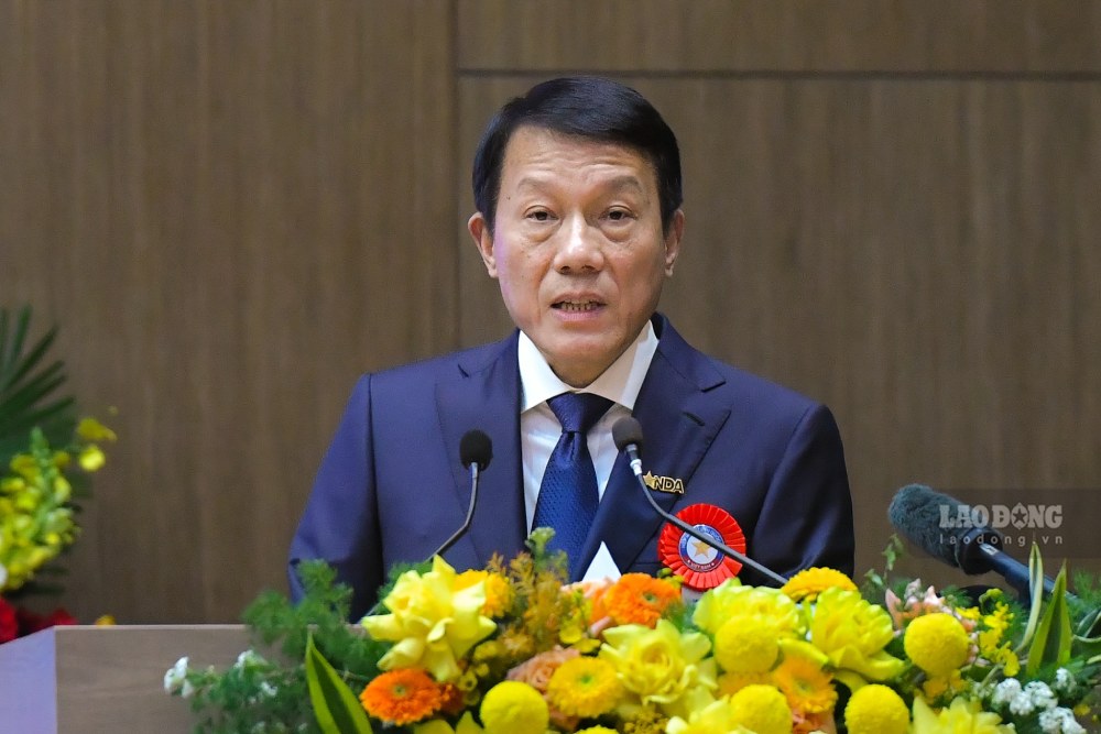 General Luong Tam Quang - Politburo member, Minister of Public Security - was elected to hold the position of Chairman of the National Data Society. Photo: Hai Nguyen