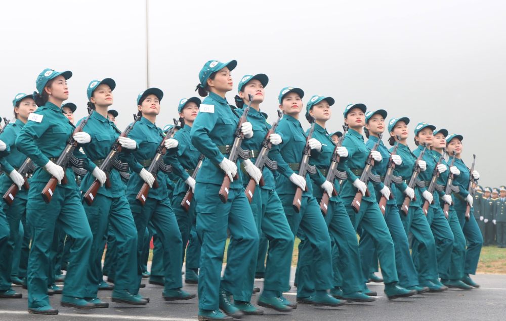 Voters recently proposed raising the regime and policies for militia and self-defense forces. Illustrative photo: Tran Vuong