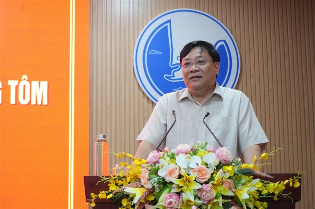 Chairman of Ca Mau Pham Thanh Ngai suggested to enhance the shrimp industry value chain. Photo: Ca Mau Information Center