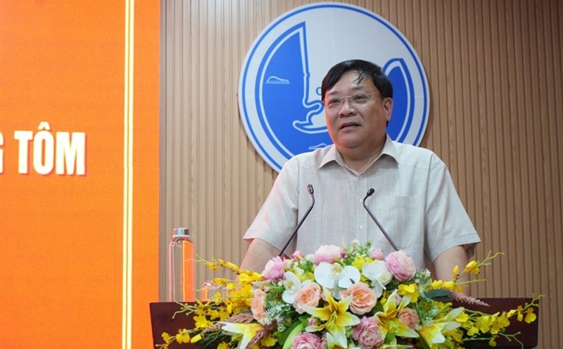 Chairman of Ca Mau Pham Thanh Ngai suggested to enhance the shrimp industry value chain. Photo: Ca Mau Information Center