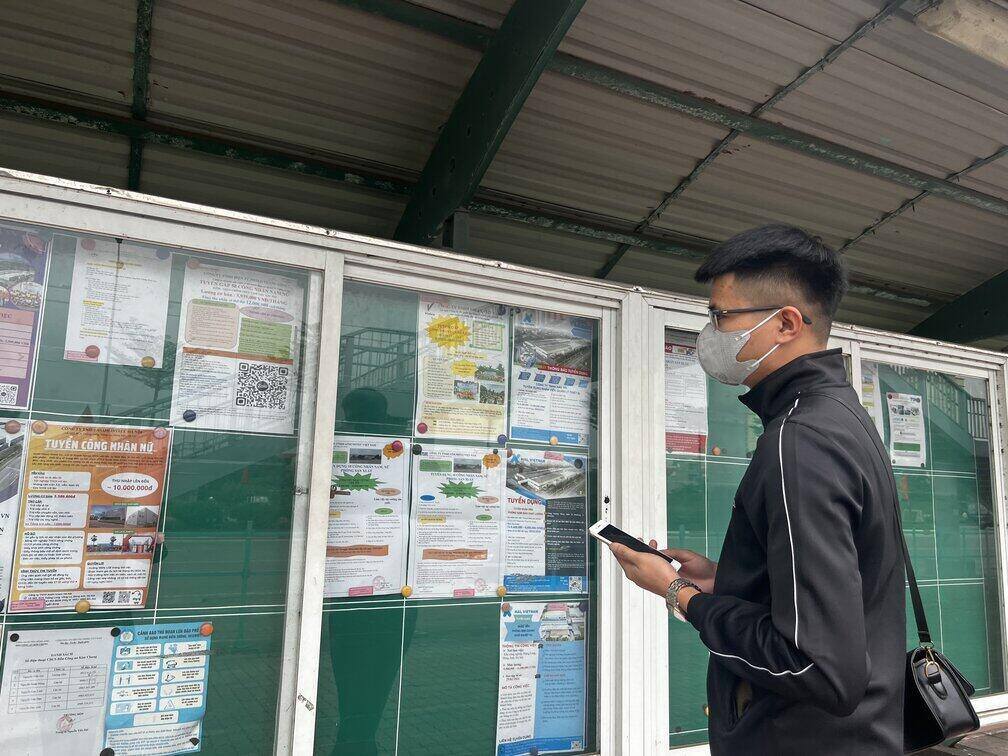 The experience of U30 candidates is no longer an advantage of applying for a job when the requirements of employers are becoming increasingly strict. Photo: Minh Huong.