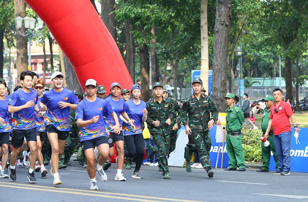 Su kien thu hut nhieu su quan tam cua nguoi dan TPHCM. Anh: Thanh Vu
