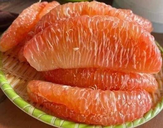 Eat grapefruit properly to purify the body. Photo: Kieu Vu