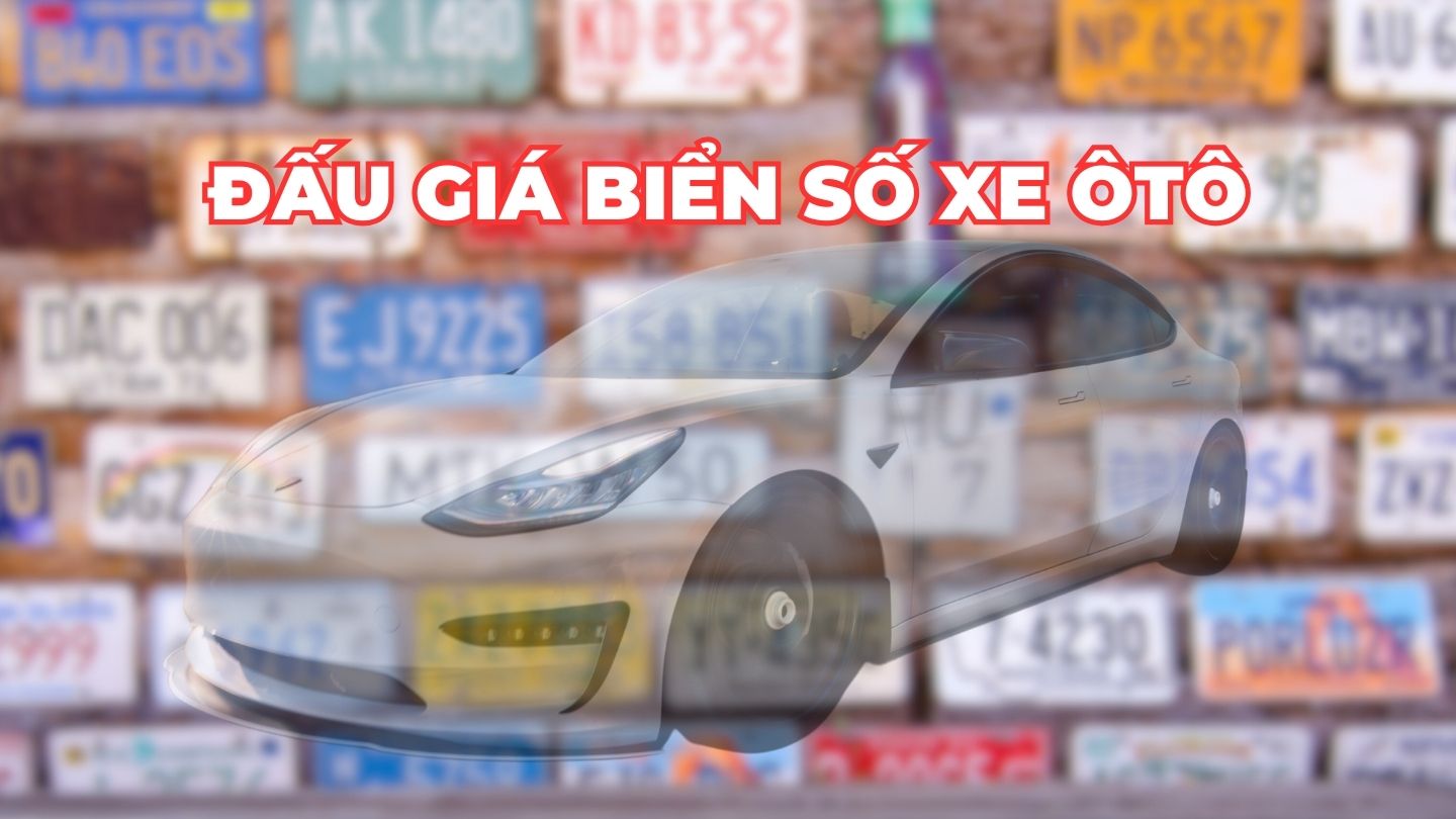 Una serie de placas con fortuna en da nang en el piso de subastas