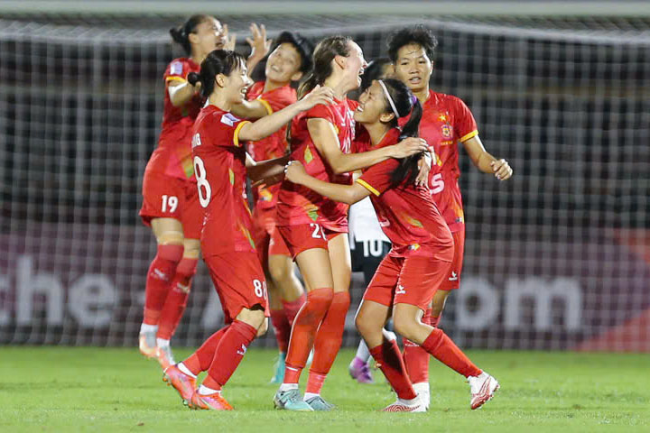 The Ho Chi Minh City women's team entered the 2024-2025 Asian Women's C1 semi-finals after an unbelievable victory in the quarter-finals. Photo: Thanh Vu