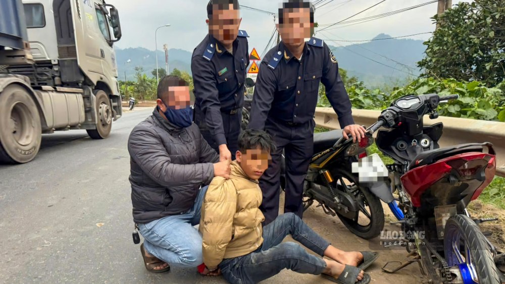 Arrest of drug trafficking subject. Photo: H.Nguyen