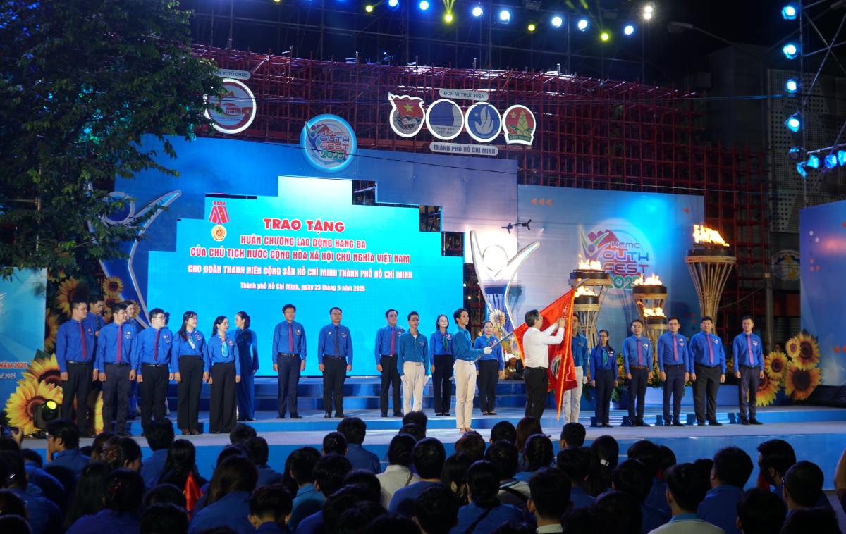 Anh: Thanh Chan