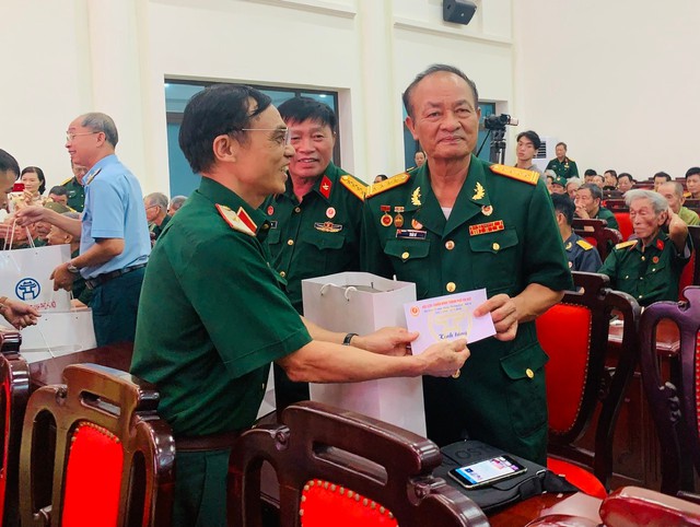 The Ministry of National Defense has just responded to voters about subsidies for people participating in the resistance war against France and the US. Illustrative photo: VGP