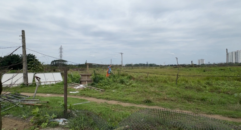 La situacion actual del terreno de construccion del proyecto de Punto de acceso interior de la ciudad de Hanoi. Foto de la banda PV