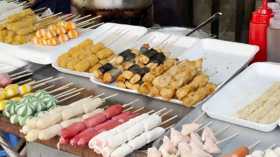 Health risks from dirty food, cheap skewers on the sidewalk