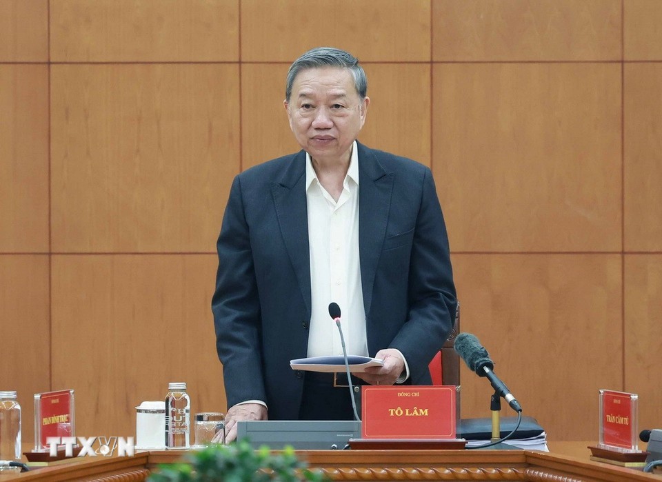 General Secretary To Lam chaired a meeting of the Standing Committee of the Central Steering Committee on preventing and combating corruption, waste and negativity. Photo: VNA