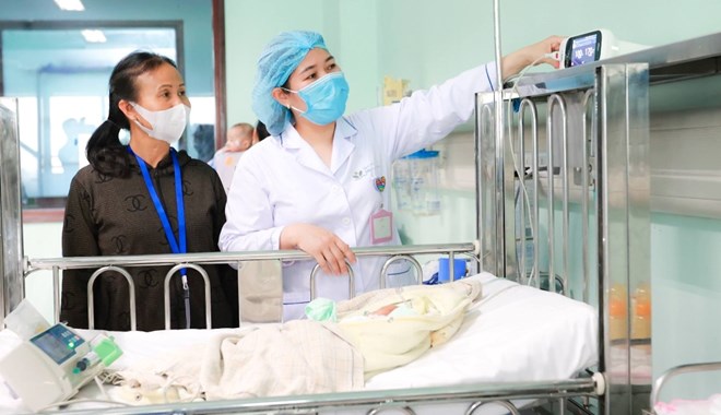 The Central Inspection Commission has just issued new guidelines, including removing regulations on disciplinary action against party members related to population policy. Illustrative photo: Hai Nguyen