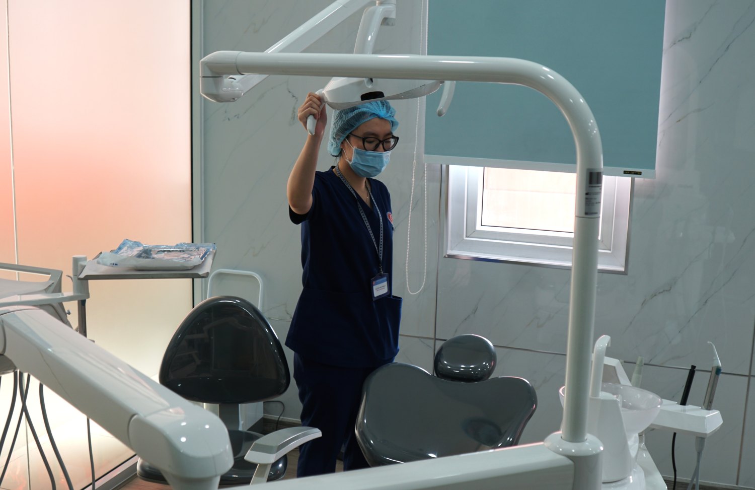 La clinica dental embarazada de acuerdo con los estandares japoneses en el Hospital Tu Du esta en funcionamiento. Foto: Thanh Chan