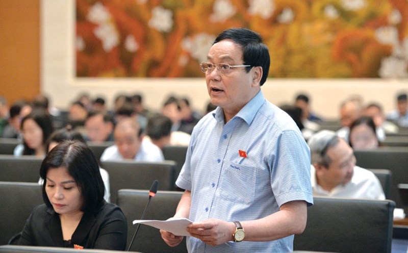 National Assembly delegate Hoang Duc Thang (Quang Tri delegation) spoke. Photo: Ho Long.