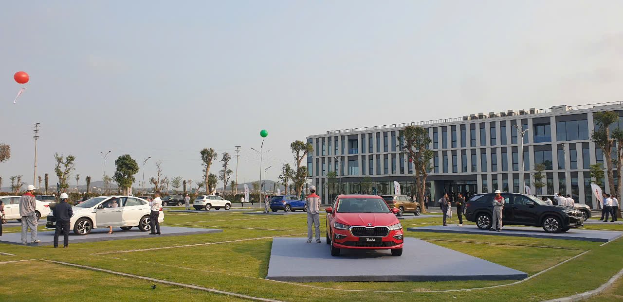 Nhà máy ô tô Thành Công Việt Hưng. Ảnh: Nguyễn Hùng