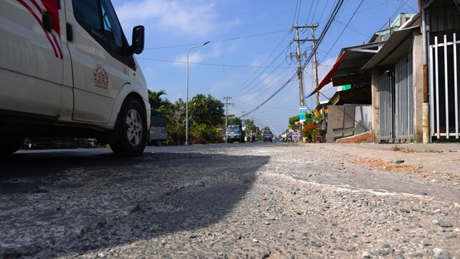 National Highway through An Giang. Photo: Ta Quang