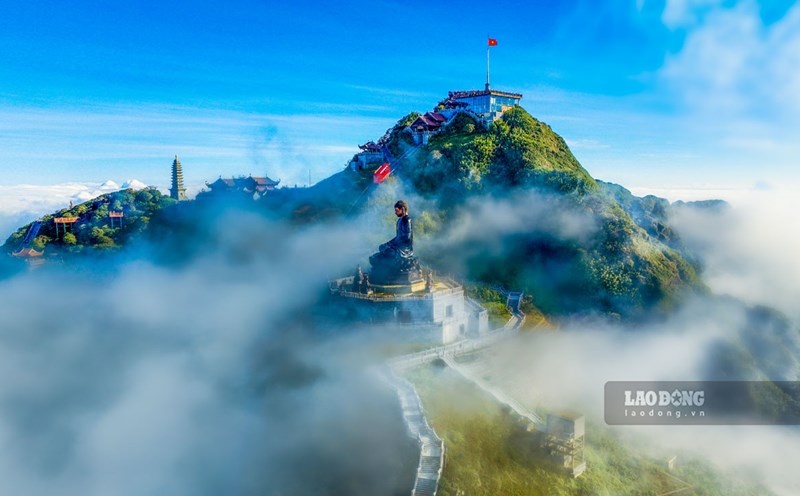 Sun World Fansipan Legend tourist area in Sa Pa is visited by many domestic and international tourists. Photo: Tuan Nguyen