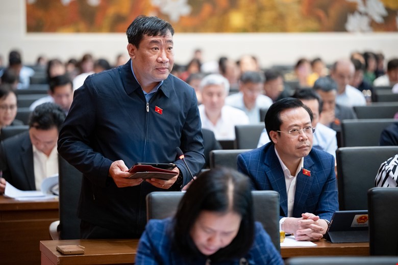 Delegate Thach Phuoc Binh said that the unified tax rate helps domestic press improve competitiveness with cross-border platforms. Photo: Quochoi.vn