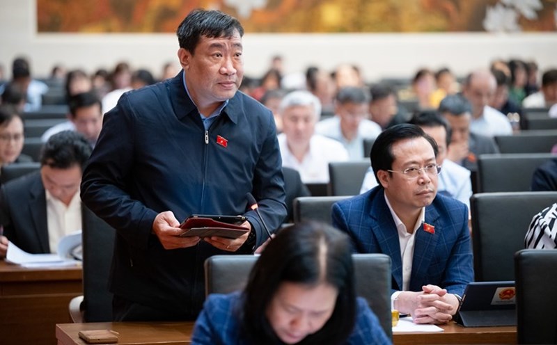 Delegate Thach Phuoc Binh said that the unified tax rate helps domestic press improve competitiveness with cross-border platforms. Photo: Quochoi.vn