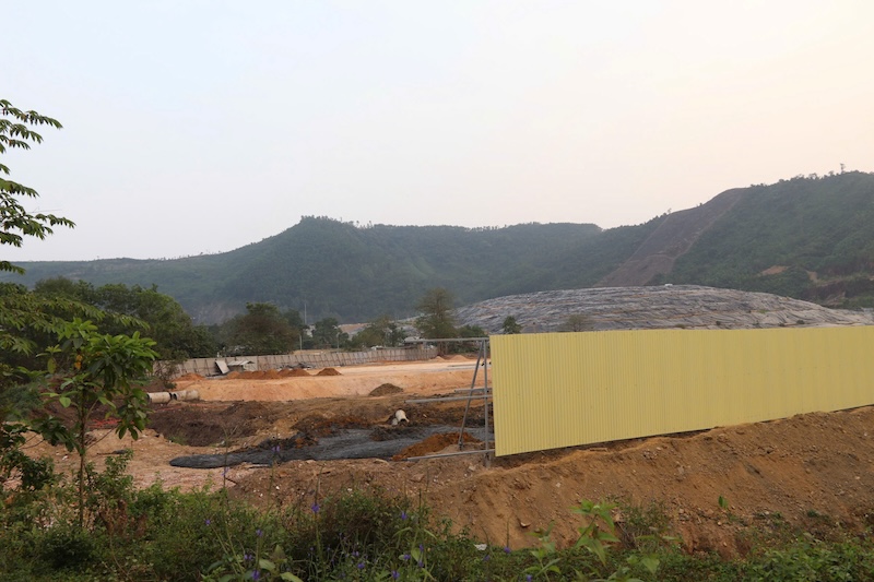 The landfill area of the 650 tons/day and night incineration plant project (Lien Chieu District, Da Nang City) is carefully fenced off. Photo: Nguyen Linh