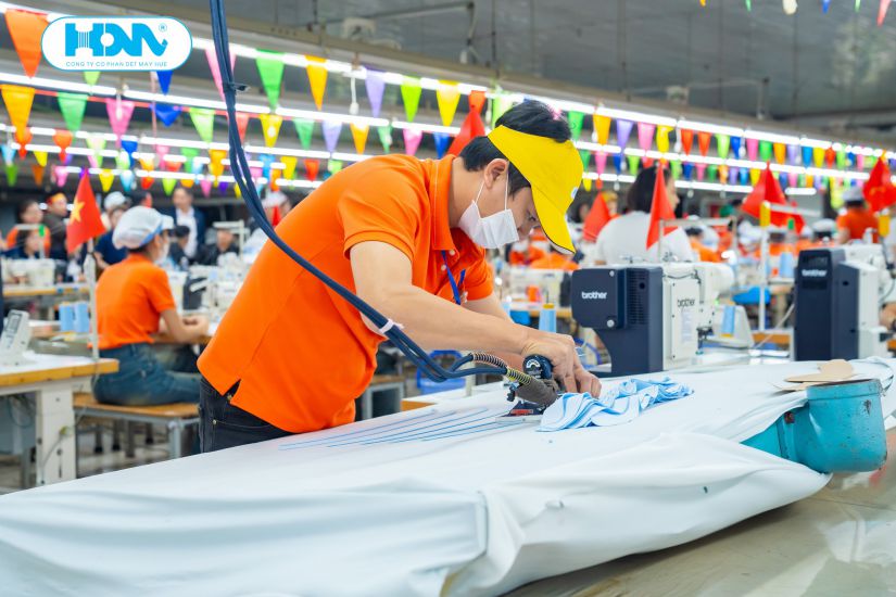 Workers of Hue Textile and Garment Joint Stock Company. Photo: Grassroots Trade Union