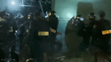 En medio de la noche, la policia ataco la fabrica de toneladas de drogas