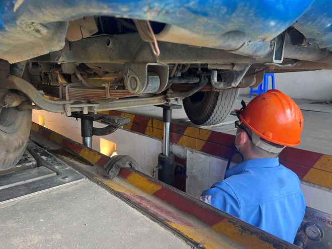 wheel balance is an important part in maintaining vehicle performance and safety. Photo: Khanh Linh