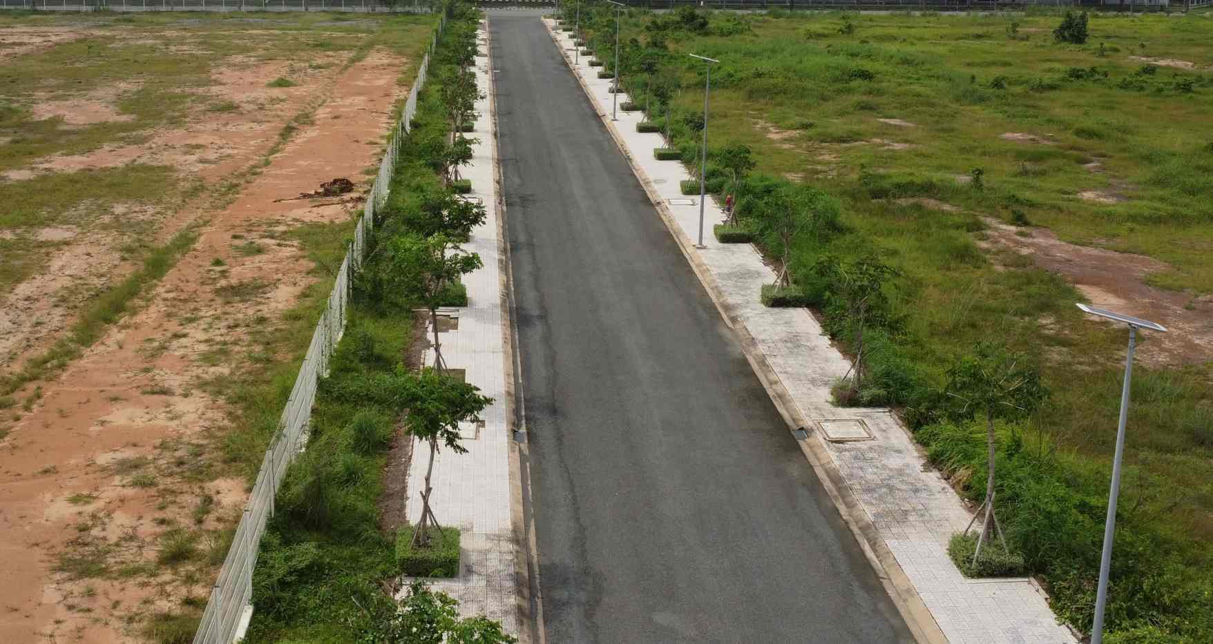 Binh Duong province approved land prices to calculate financial obligations for the land of Thuan Loi Development Investment Joint Stock Company. Photo: Dinh Trong