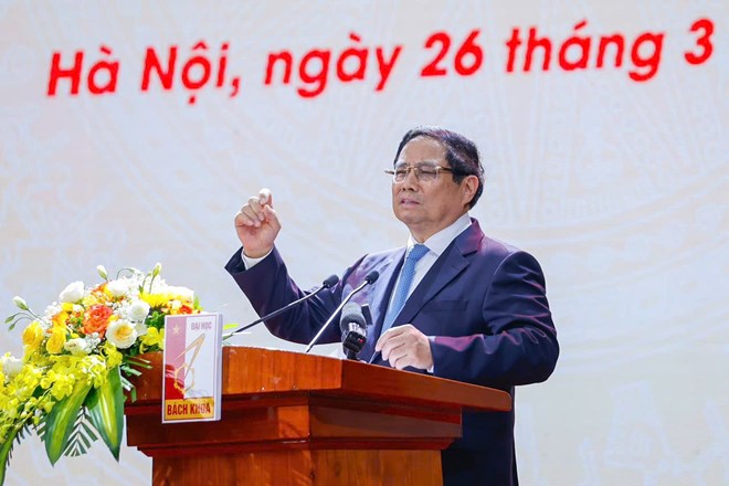 Politburo member and Prime Minister Pham Minh Chinh requested that "digital citizenship" must complete the set target after 1 year. Photo: Hai Nguyen