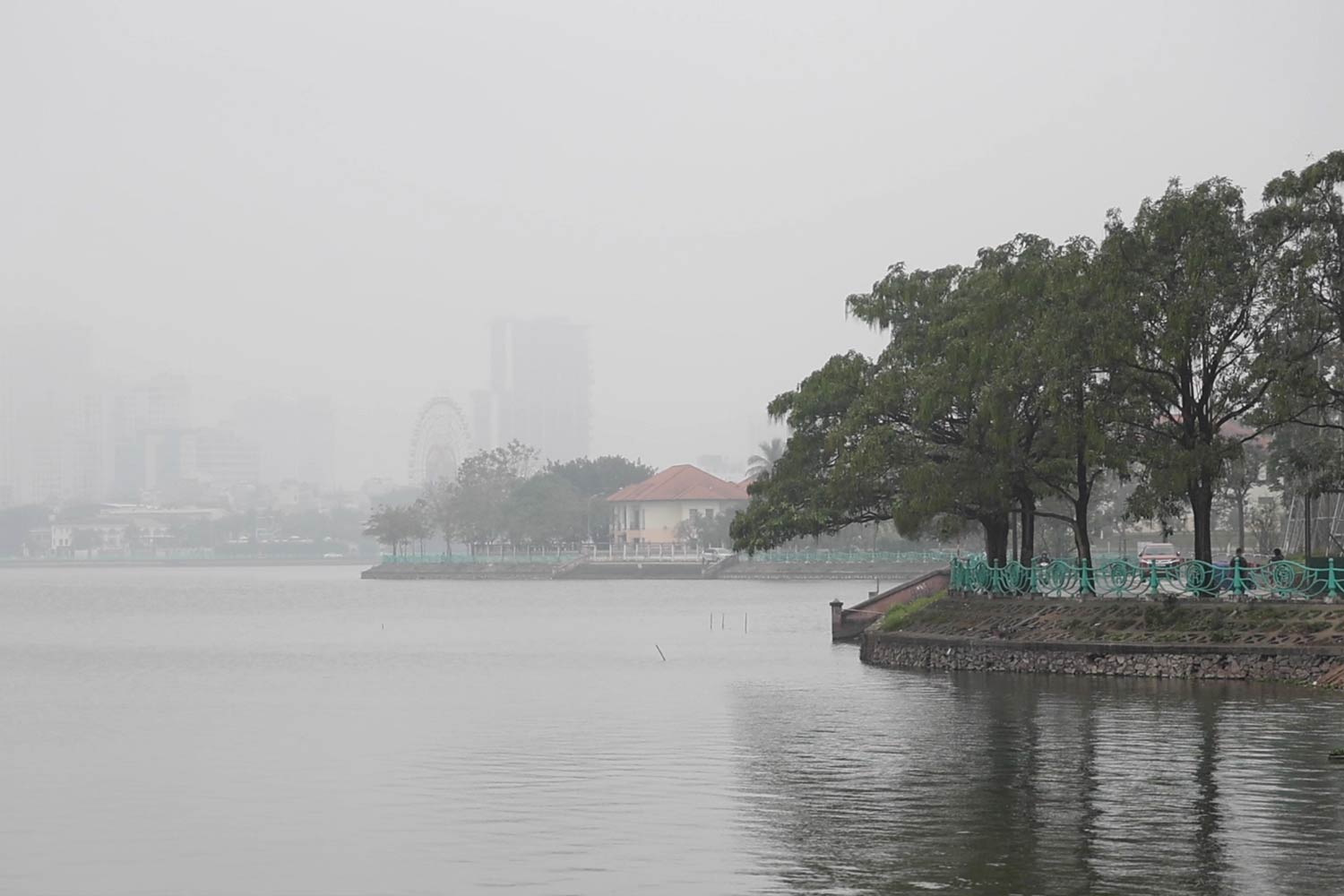 Assumptions at a place that is often among the top polluted in Hanoi