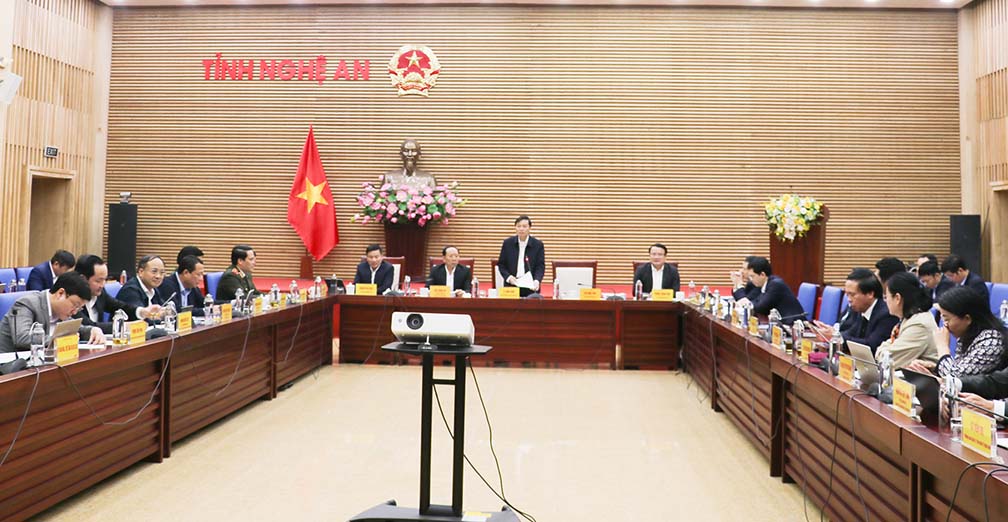 Nghe An Provincial People's Committee established 5 working groups to reorganize administrative units. Photo: Hai Dang