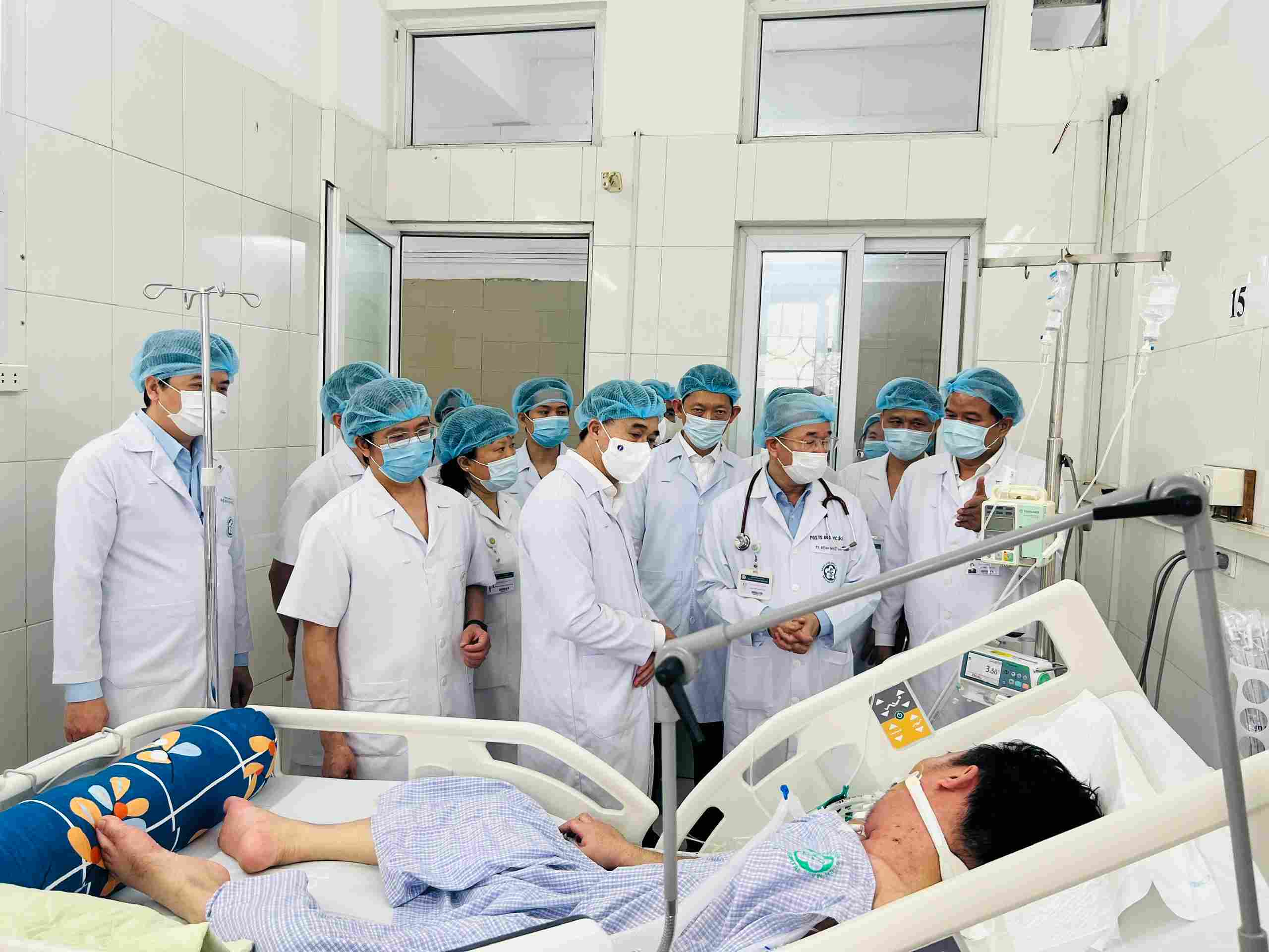 Measles case being treated at Bach Mai Hospital. Photo: Le Hao