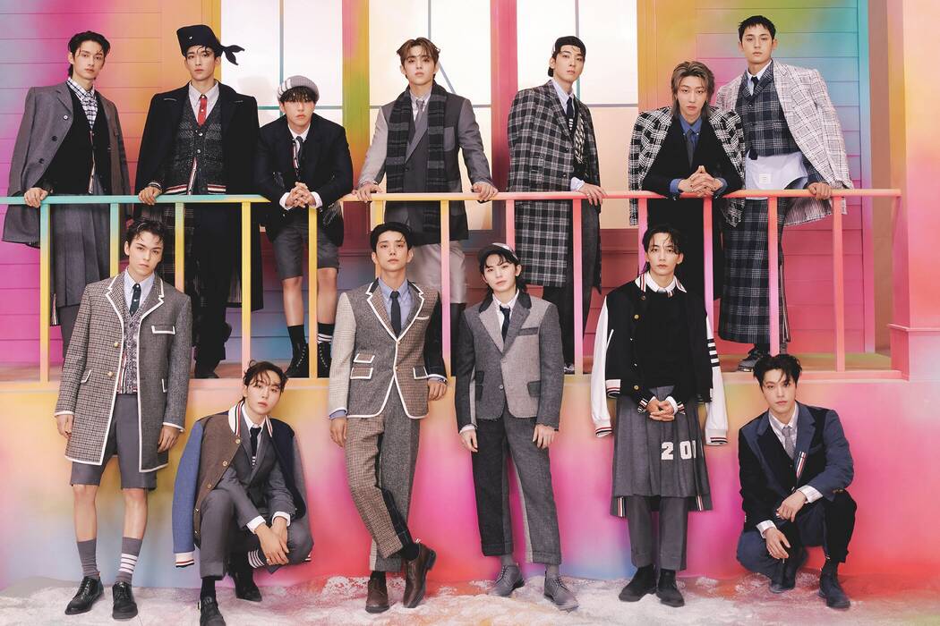 Boy group Seventeen. Photo: Poster of the album "17 Is Right Here"