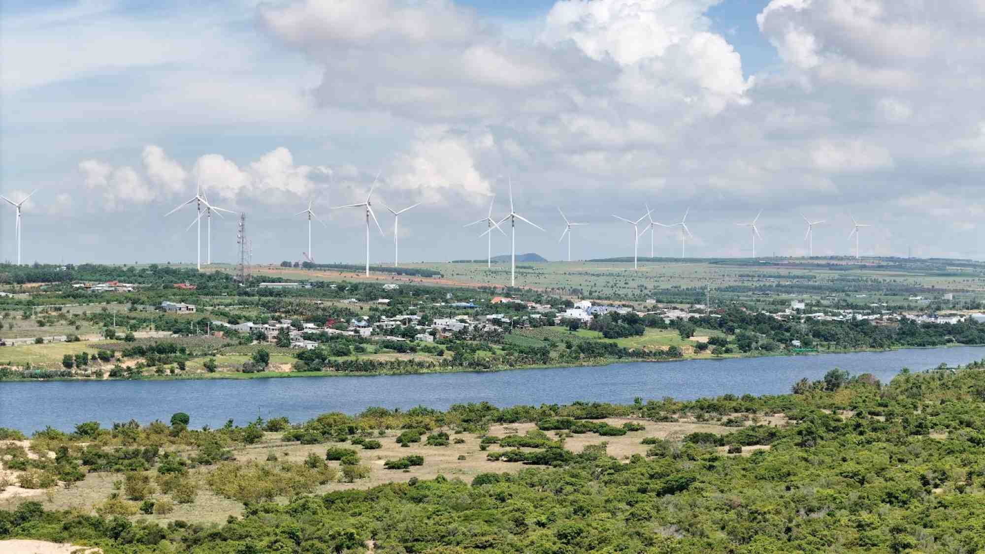 Thuan Nhien Phong Wind Power Plant (Binh Thuan). Photo: Hai Nguyen