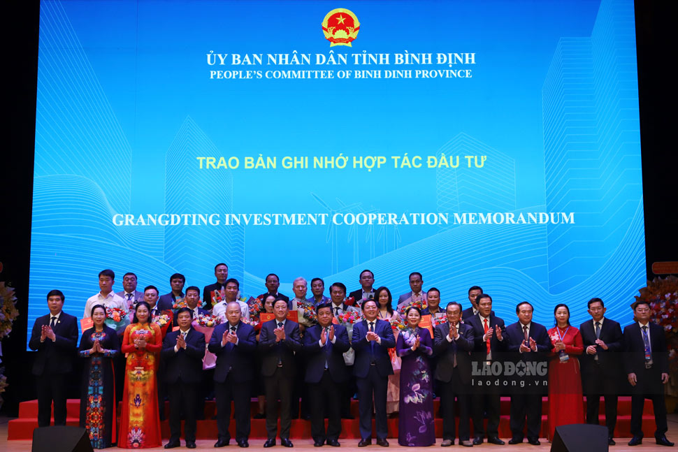 Binh Dinh has granted investment policy decisions and investment registration certificates to 62 projects. Photo: Hoai Luan