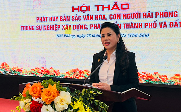Giám đốc Sở Văn hóa, Thể thao và Du lịch Hải Phòng Trần Thị Hoàng Mai chủ trì Hội thảo. Ảnh: Minh Hảo