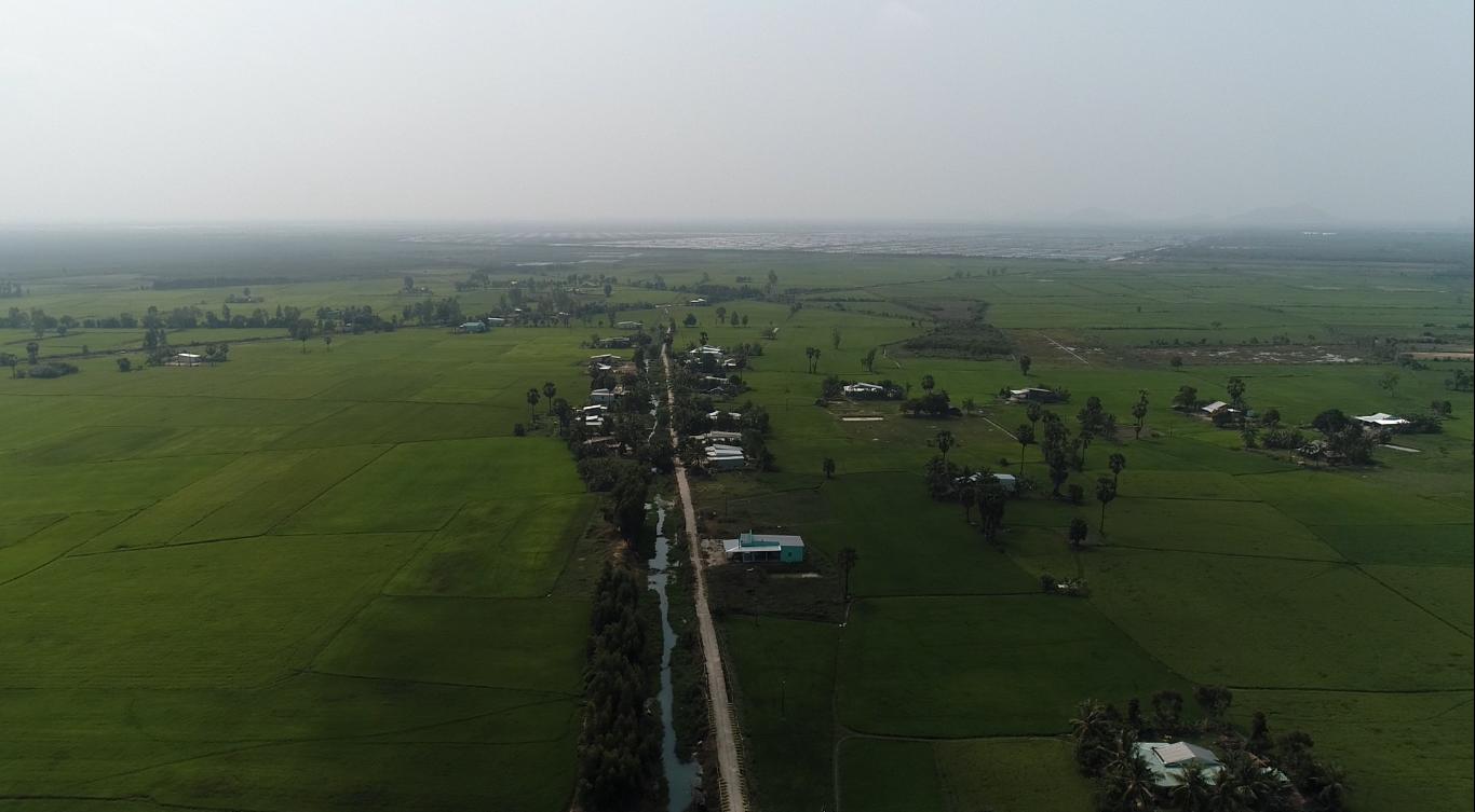 The Vice Chairman of the People's Committee of Giang Thanh district has lacked training and did not properly implement regulations on exemplary responsibility of cadres and party members. Photo: Xuan Nhi