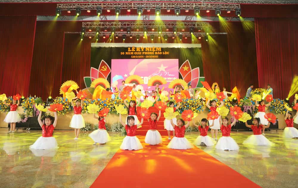 The celebration took place 50 years after Bao Loc Liberation Day. Photo: Lam Hong