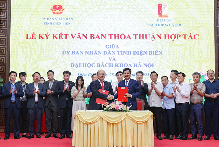 Dien Bien province and Hanoi University of Science and Technology signed a cooperation agreement in many fields in the period of 2025-2030. Photo: Thanh Binh