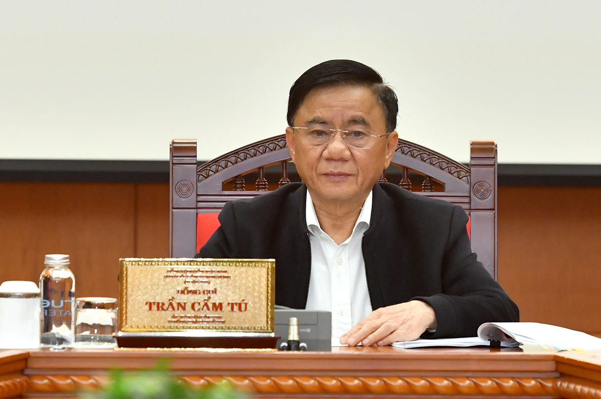 Politburo member and Standing member of the Secretariat Tran Cam Tu has just signed and issued the conclusion of the Politburo and the Secretariat on the Project on streamlining the inspection agency system to be streamlined, compact, strong, efficient, and efficient. Photo: Dang Khoa