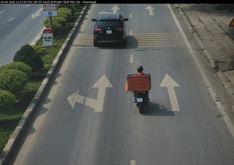 7 cars continue to be fined in Cao Bang. Photo: Cao Bang Police.