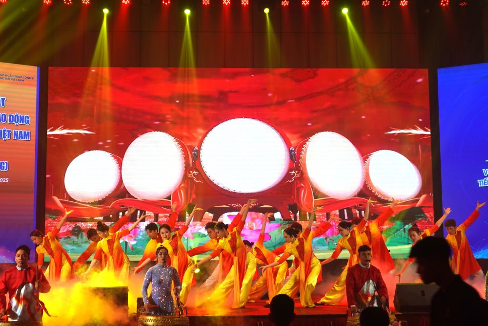 The 2025 Workers' and Workers' Singing Festival in Da Nang. Photo: Tran Thi